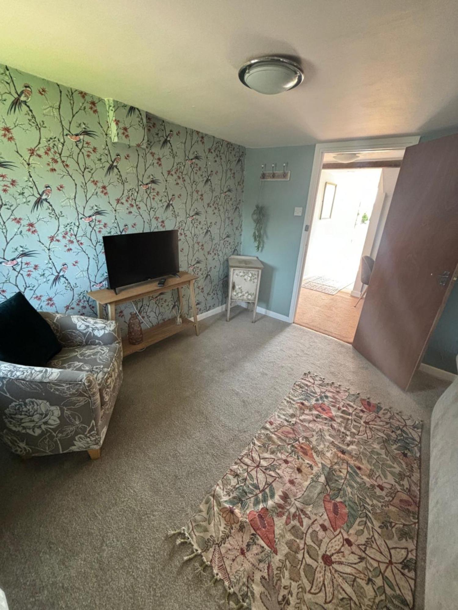 The Olive Tree Bistro Hotel Fakenham Bagian luar foto