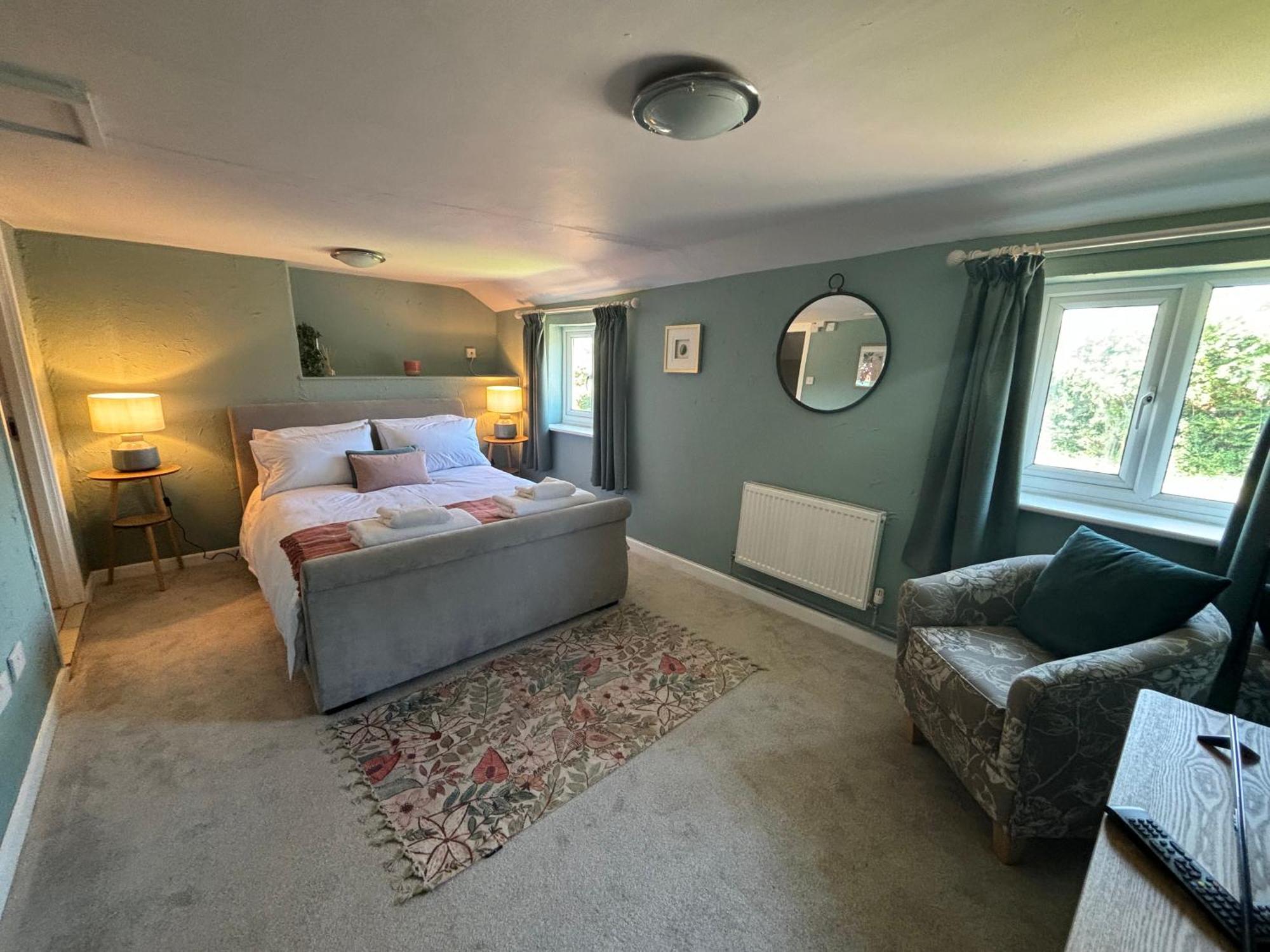 The Olive Tree Bistro Hotel Fakenham Bagian luar foto